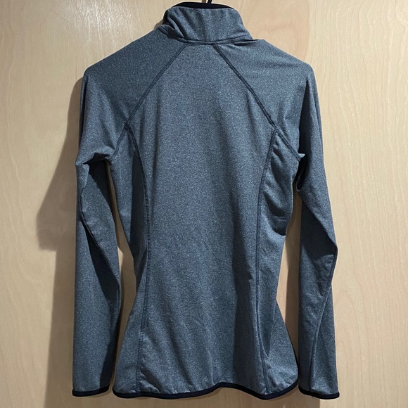 Reebok jacket - Picture 3 of 8